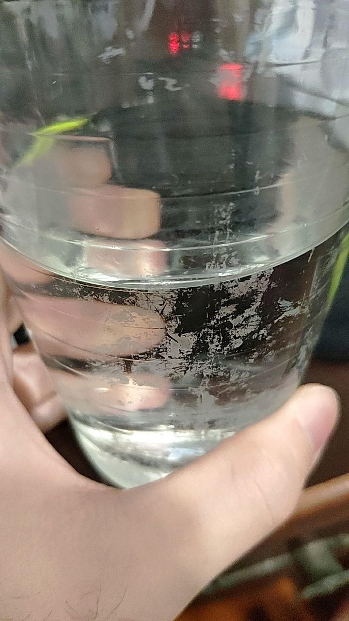 (抱怨文) 美寧洗碗機-用了兩個月變這副德性