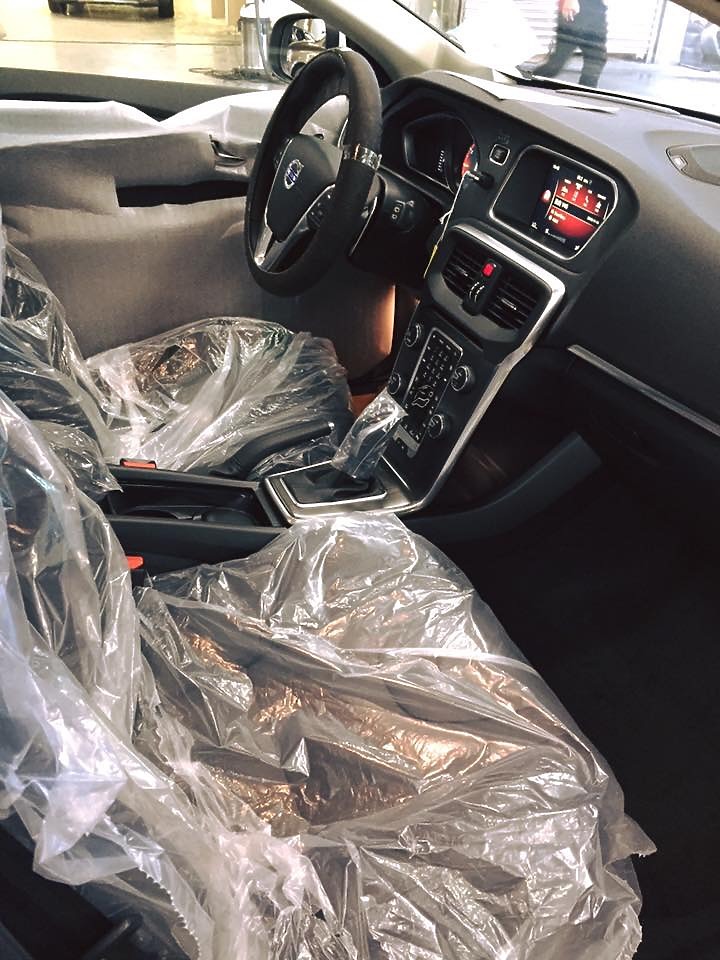 點我看大圖 V40 變速箱災情