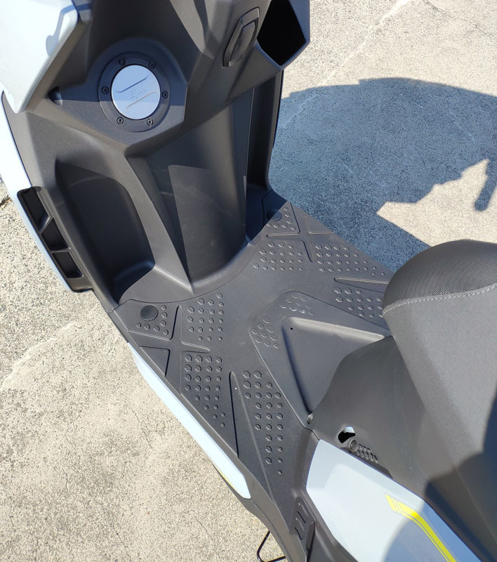 小灰龍SYM DRG BT 158開箱