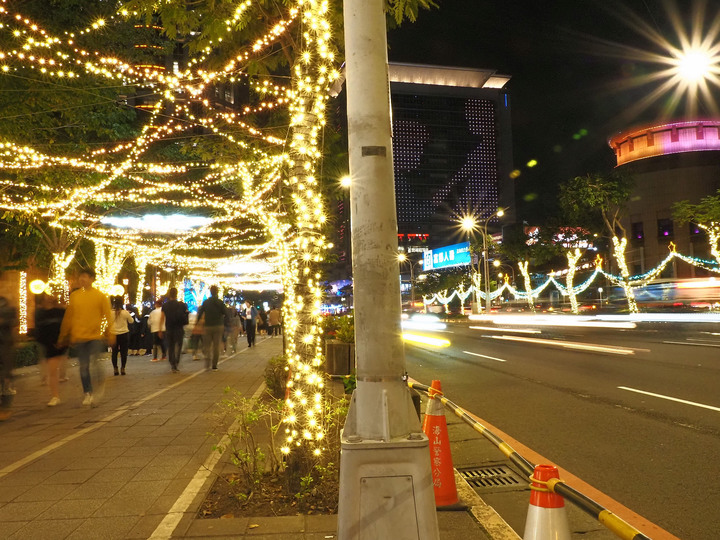 新北市 板橋 2019新北市歡樂耶誕城 — 新北市政府前的年度盛宴