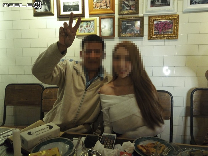 43歲中年大叔跟19歲少女初次見面(附圖)