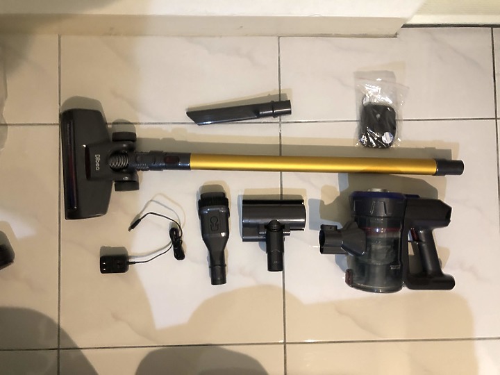 【小妹開箱】平民吸塵器 Dibea D18