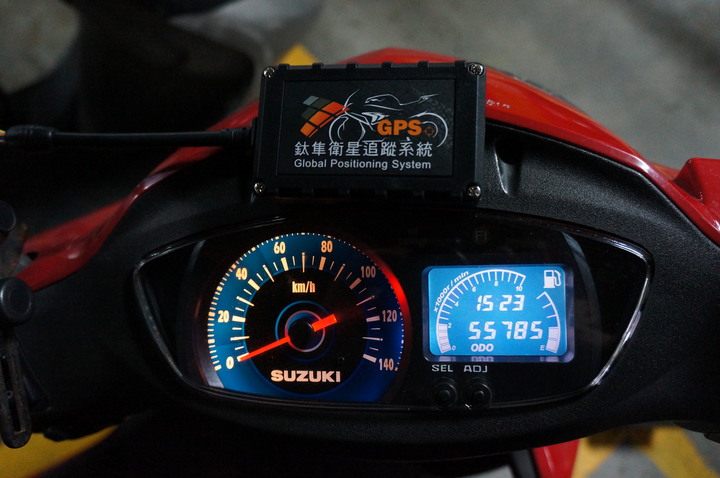 <開箱文>鈦隼GPS防盜系統，我的機車也安裝囉!!!(機車版本開箱)