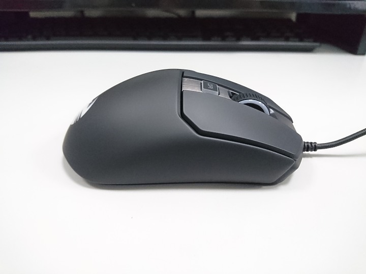 【小宅開箱】Roccat 滑鼠大車拼 － 淺聊KAIN 120/ 200 AIMO & KONE PURE ULTRA 【Edit. Alex】