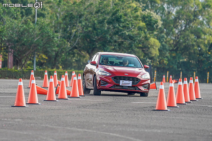 【多連桿Focus】Ford Focus ST-Line獨立懸吊激測!Lommel賽道特化版台北車展發表!