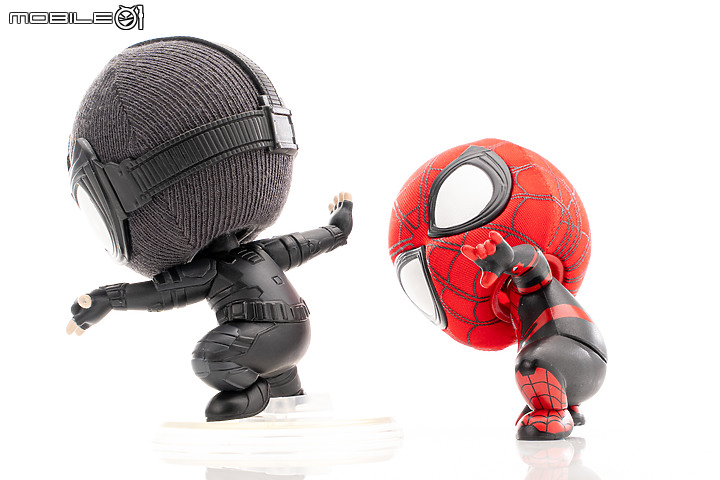 滿滿的 Spider-Man！Hot Toys《蜘蛛人：新宇宙》燈箱、Cosbaby玩偶開箱報告