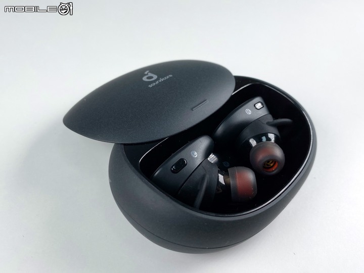 10位葛萊美獎音樂製作人推薦Anker Soundcore Liberty 2 Pro真無線藍牙耳機