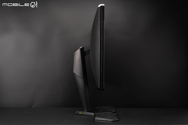 ASUS CG32UQ HDR電競螢幕 為遊戲主機量身打造貼心體驗