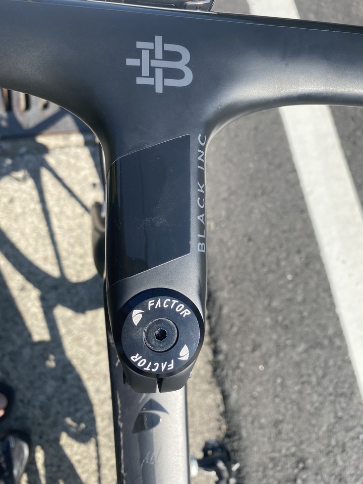 Factor O2 VAM+Bike Ahead開箱