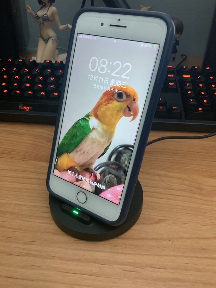 開箱 小米立式無線充電器 20w In iPhone 8+