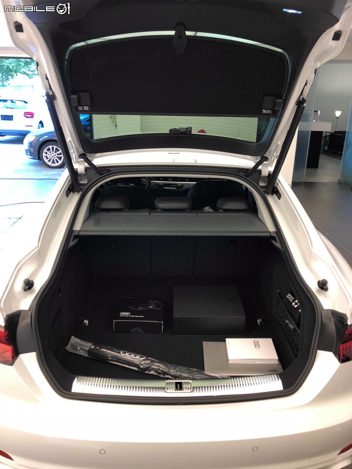 [開箱] 2019 Audi A5 sportback