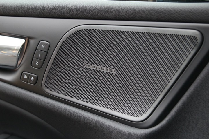 世代交替 S60 x New S60 T6 Inscription