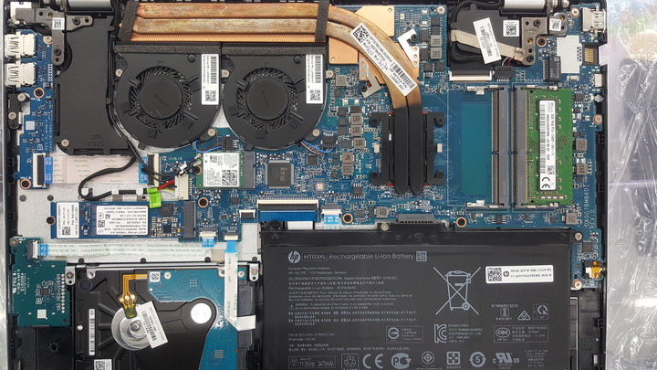 HP 筆電開箱文 Pavilion 15-cs0129TX