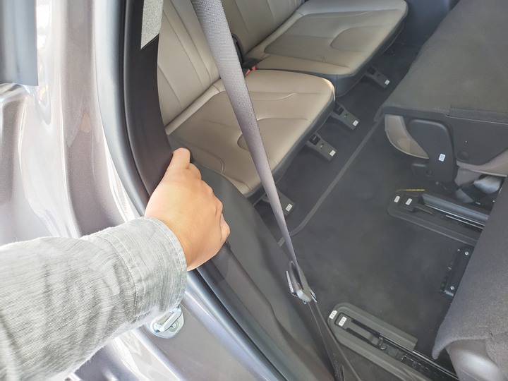 [靜態賞車] 進口身份的第4代Hyundai Santa Fe 5+2七人座休旅 大地銅色