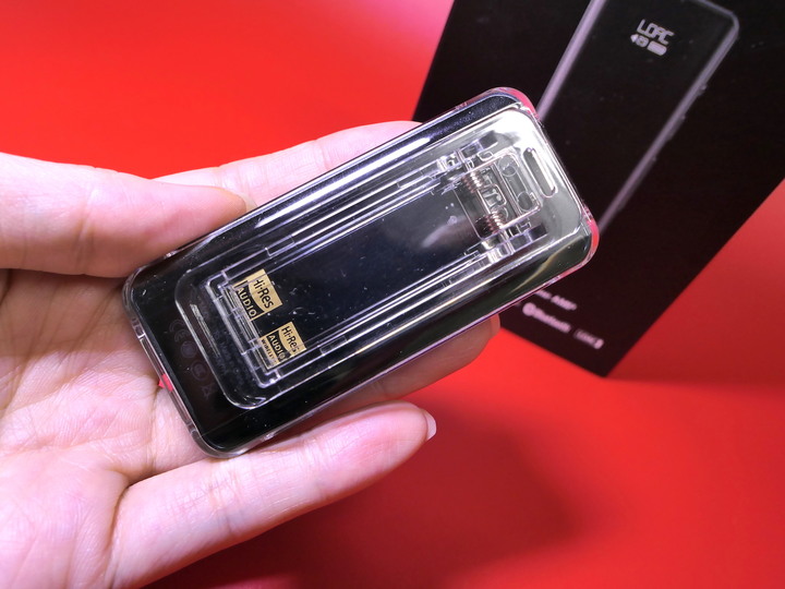 [開箱評測]FiiO BTR5 旗艦級HIFI隨身音樂藍牙接收器～內外兼備魅力無法擋～