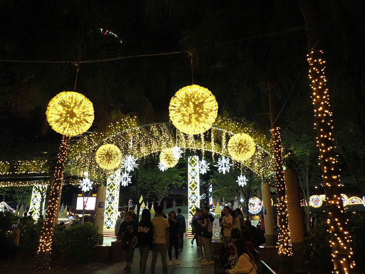新北市 板橋 2019新北市歡樂耶誕城 — 新北市政府前的年度盛宴