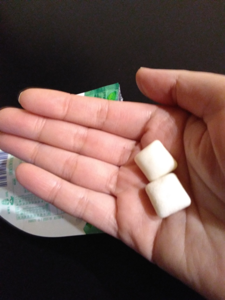 Extra 新的口香糖魔立方...比之前的有嚼感