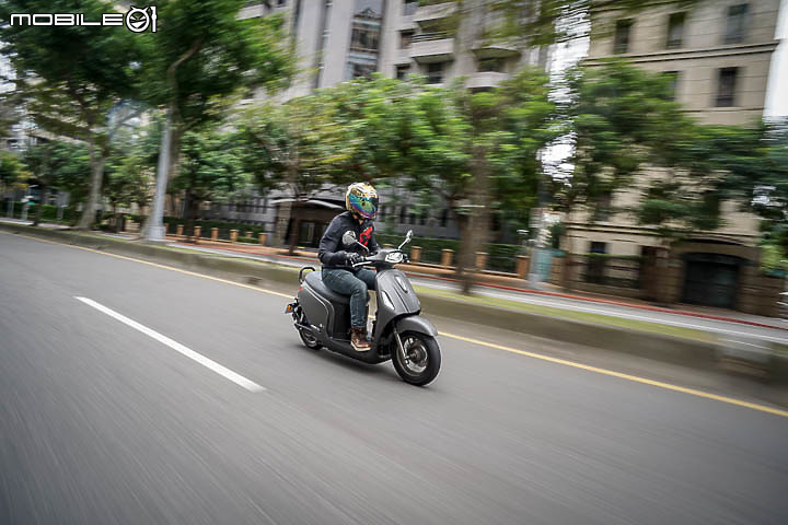 PGO Ur1 電動車試駕 歐風 PBGN 更順眼