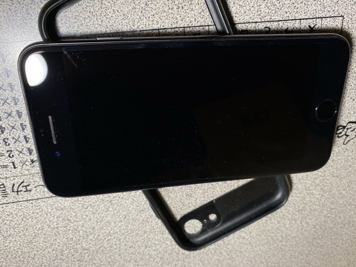 過保iphone8 64g的殘值？