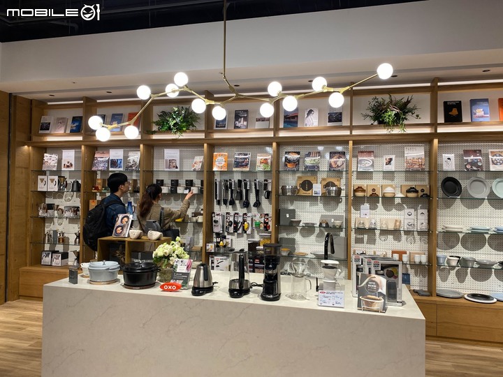 全台最大蔦屋書店！蔦屋書店(TSUTAYA BOOKSTORE)進駐南港車站！
