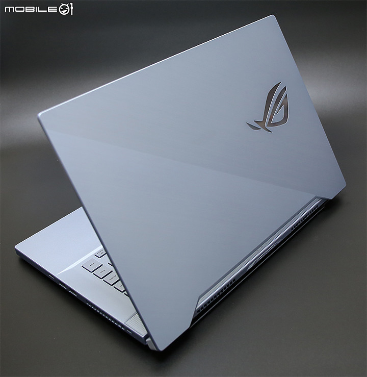 神龍大俠之GX502GW冰河透明系筆電分享