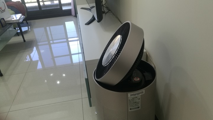 LG AS61DPT0 超級大白開箱推薦~好用抗汙染，家裏空氣品質讚