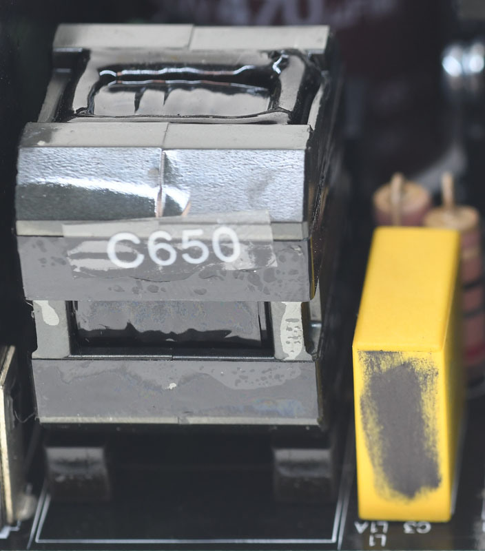 XPG CORE REACTOR 650W全模組化金牌電源開箱