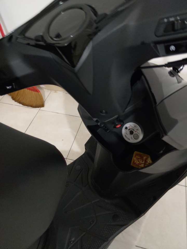 蜂鷹 ms276wg關電門一直閃爍