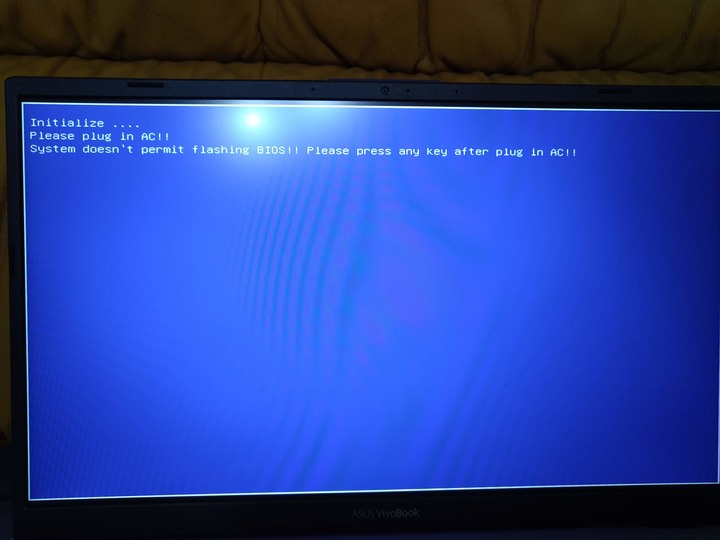 【開箱評測】業務界的小鋼砲 : 低調奢華的 ASUS VIVOBOOK 14 X412FA-0148B8265U 孔雀藍