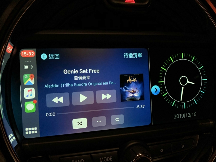 6.5吋螢幕升級8.8吋囉