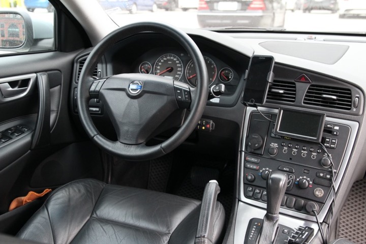 世代交替 S60 x New S60 T6 Inscription