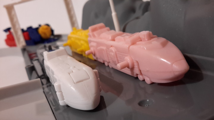 【Kabaya食玩】新版勇者特急食玩模型