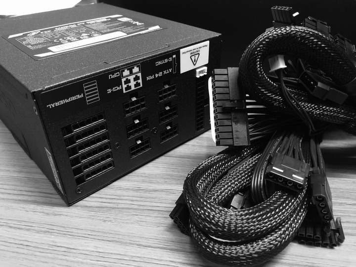 IN WIN925 水冷電腦改裝