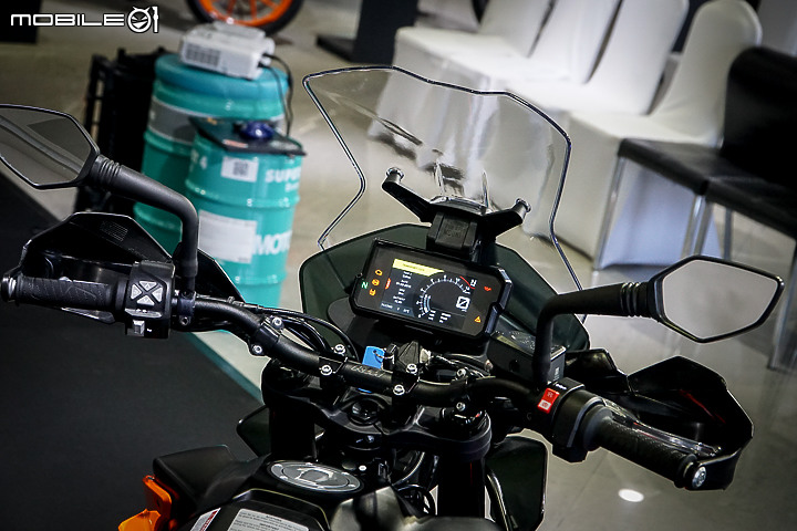 【採訪】橘色越野猛獸抵台！KTM 790 Adventure / R 台灣建議售價正式發表！