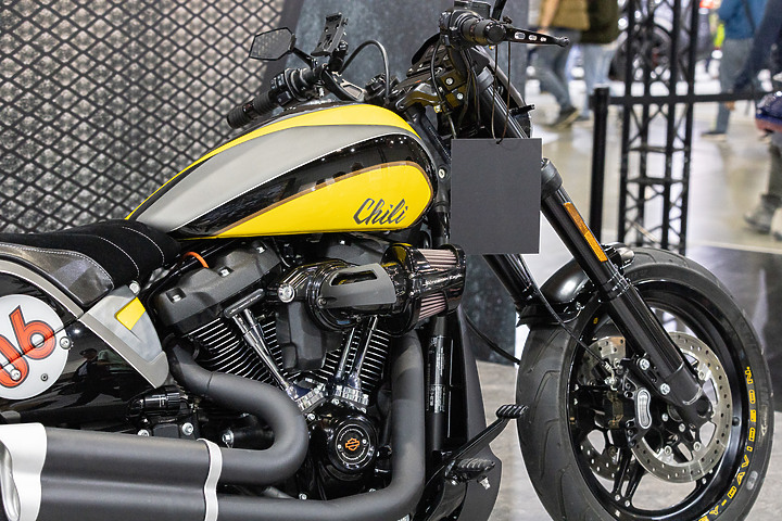 2020世界新車大展 蓋樓