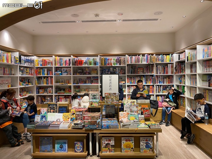 全台最大蔦屋書店！蔦屋書店(TSUTAYA BOOKSTORE)進駐南港車站！