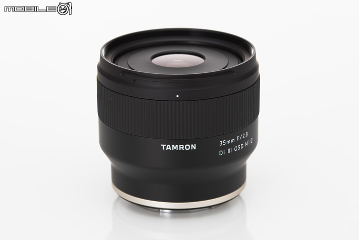 Tamron 35mm f/2.8 Di III OSD M1:2 適合每天帶出門的微距鏡