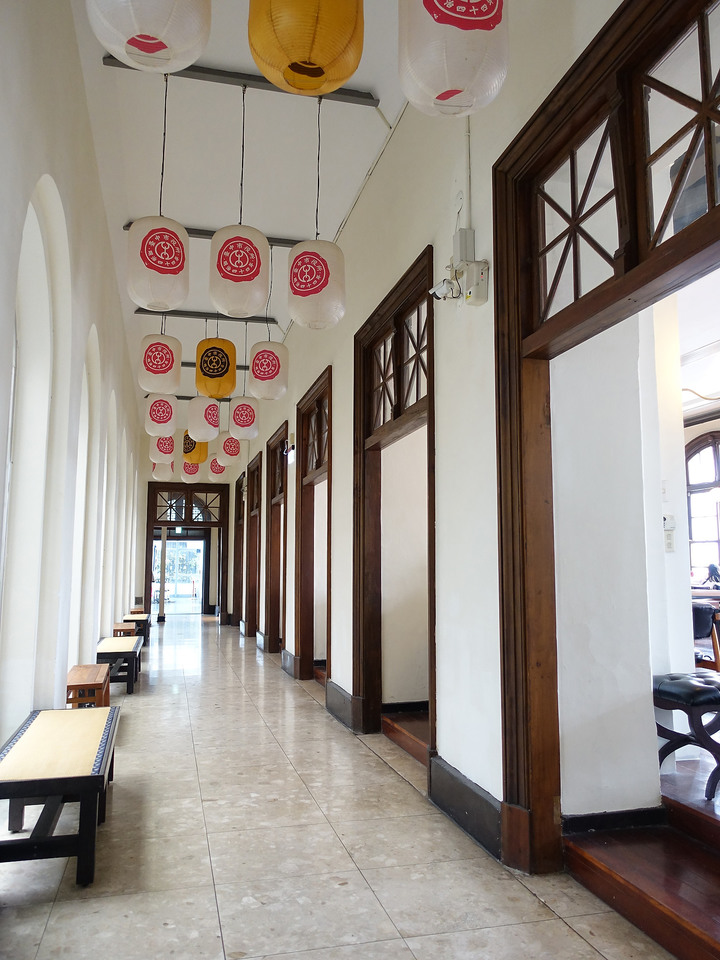 臺中市 西區 臺中市役所 — 華麗轉身為咖啡館的公務機關建築
