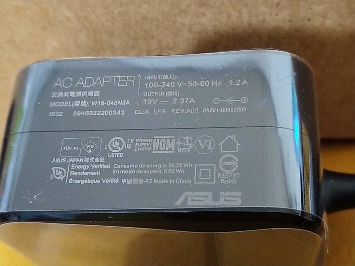 【開箱評測】業務界的小鋼砲 : 低調奢華的 ASUS VIVOBOOK 14 X412FA-0148B8265U 孔雀藍