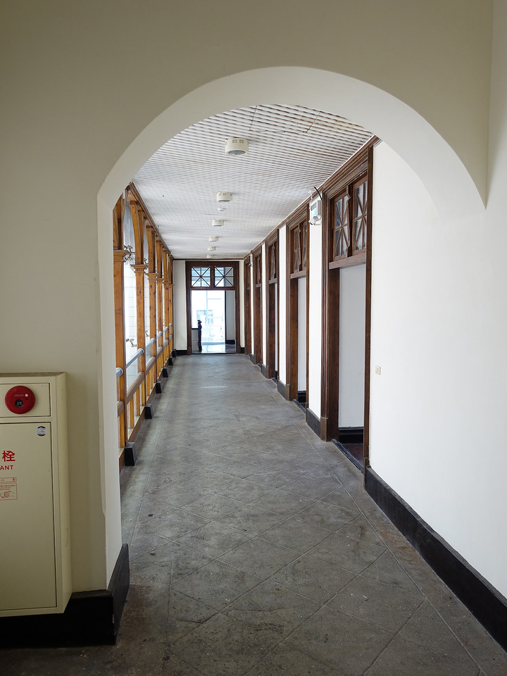 臺中市 西區 臺中市役所 — 華麗轉身為咖啡館的公務機關建築