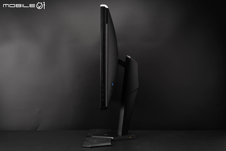 ASUS CG32UQ HDR電競螢幕 為遊戲主機量身打造貼心體驗