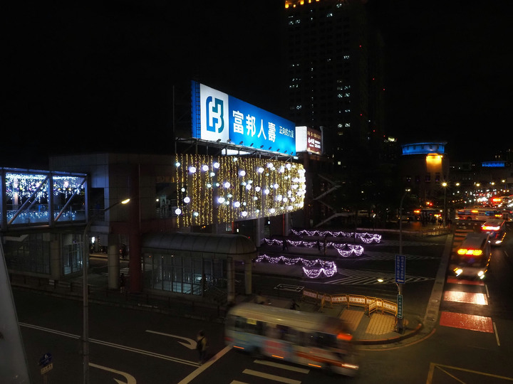新北市 板橋 2019新北市歡樂耶誕城 — 新北市政府前的年度盛宴