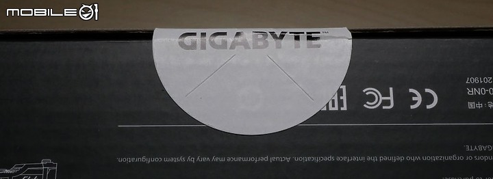 [開箱] 圓形 LCD 搭載 AORUS LIQUID ARGB AIO 信仰水冷