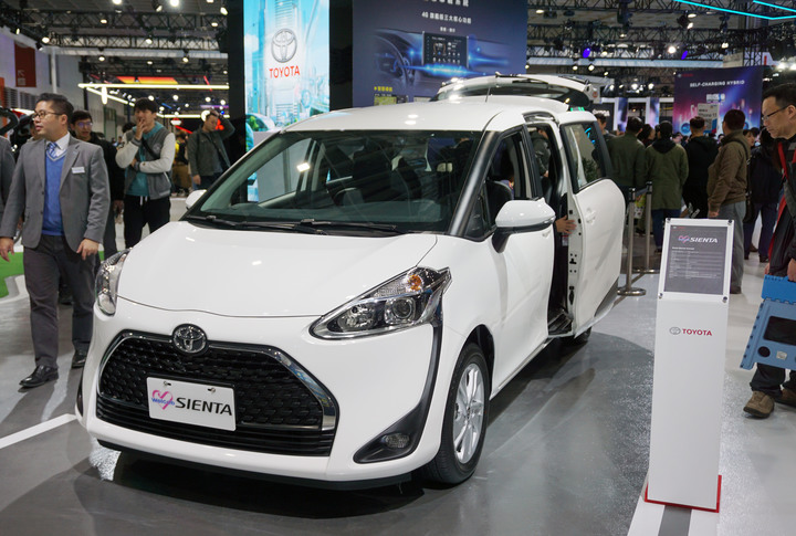 點我看大圖 車展半日遊!終於看到RHOMBUS Concept概念車!