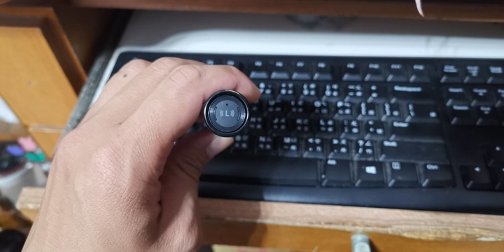 請問這是什麼牌子的無線藍芽耳機?