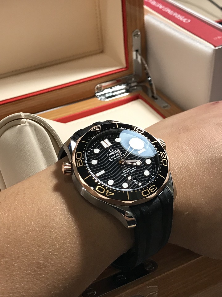 Seamaster 300M半金開箱(文多圖多)