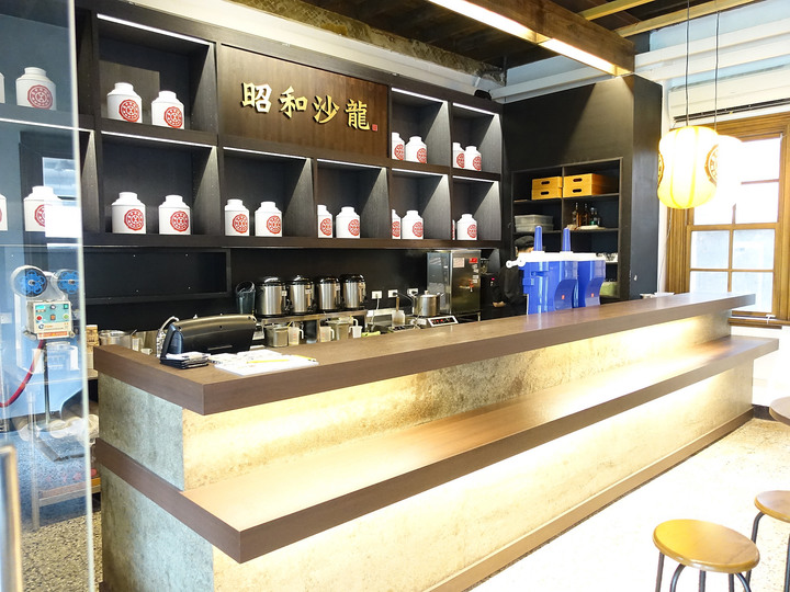 臺中市 西區 臺中市役所 — 華麗轉身為咖啡館的公務機關建築