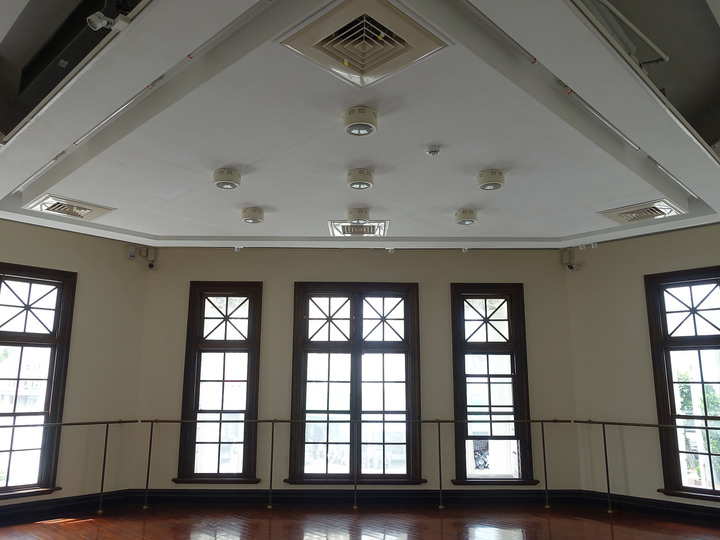 臺中市 西區 臺中市役所 — 華麗轉身為咖啡館的公務機關建築