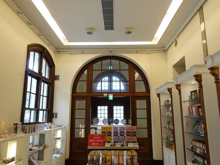 臺中市 西區 臺中市役所 — 華麗轉身為咖啡館的公務機關建築