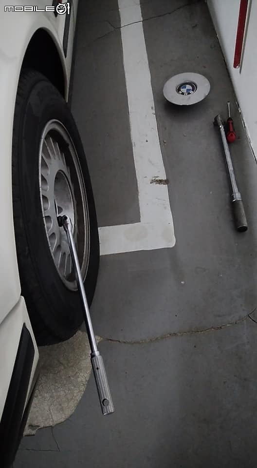 BMW E34 DIY 專輯29 有趣的輪胎古老平衡法